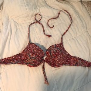 Bikini top. Size D, push up & super cute!